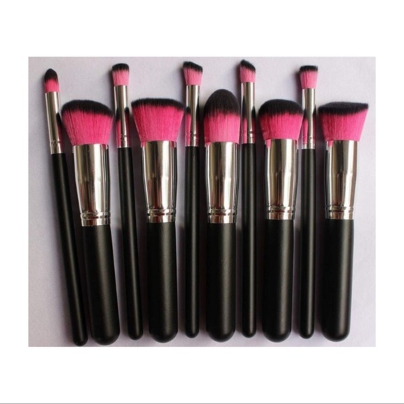 Other - NEW 10 PIECE MAKEUP BRUSH SET